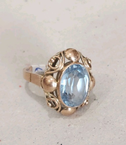 Ring mit blauen - , stein,